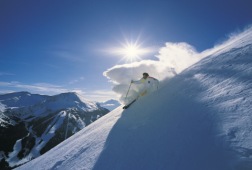 Skiing, Lake Louise Ski Area, Banff National Park - Photo Credit: Travel Alberta